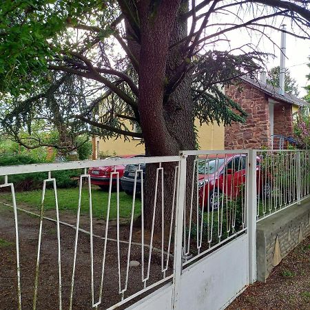 Clara Apartman Keszthely Exteriör bild