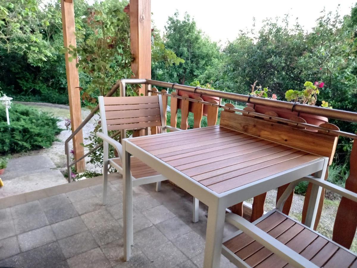 Clara Apartman Keszthely Exteriör bild