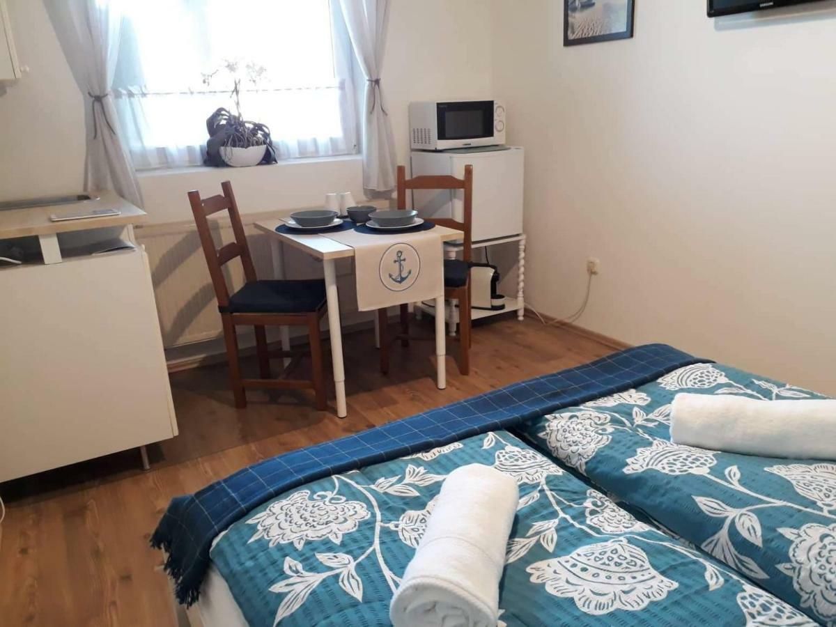 Clara Apartman Keszthely Exteriör bild