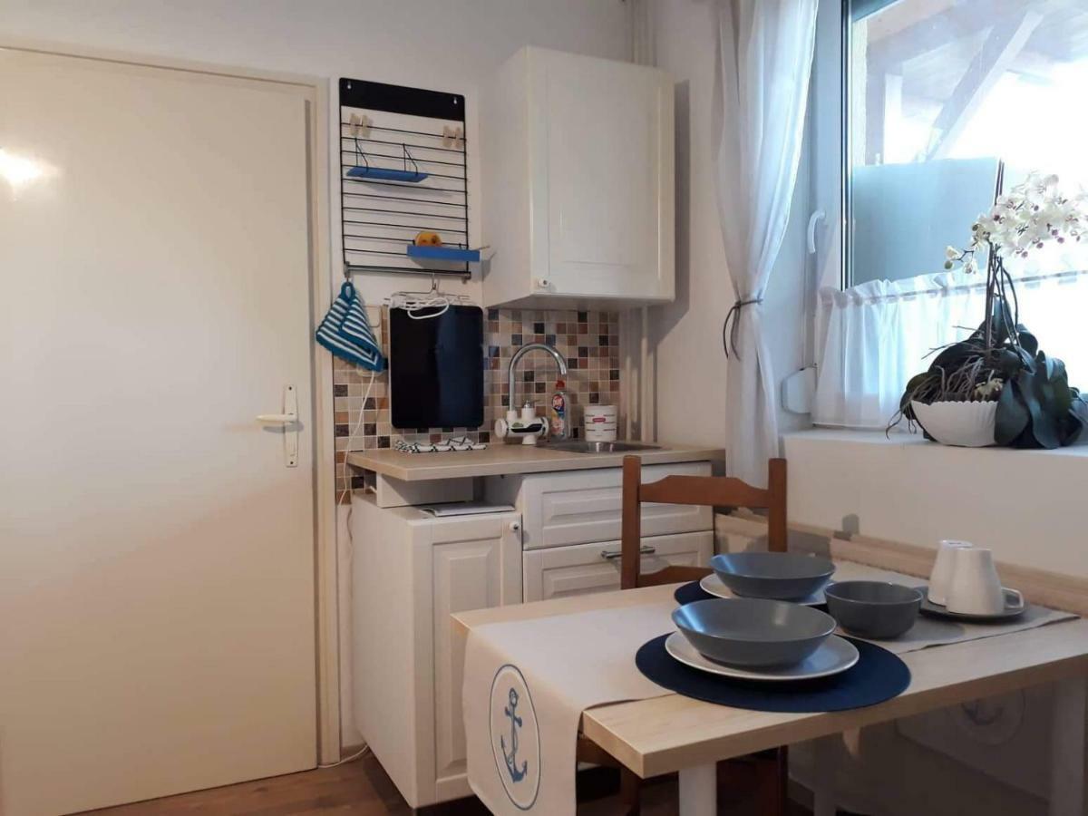 Clara Apartman Keszthely Exteriör bild